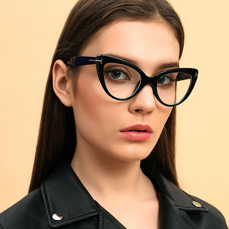 Retro Cat Eye Glasses for Women – Black