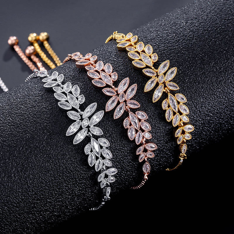 Diamond Flower Bracelet (Style II) for Women – Gold
