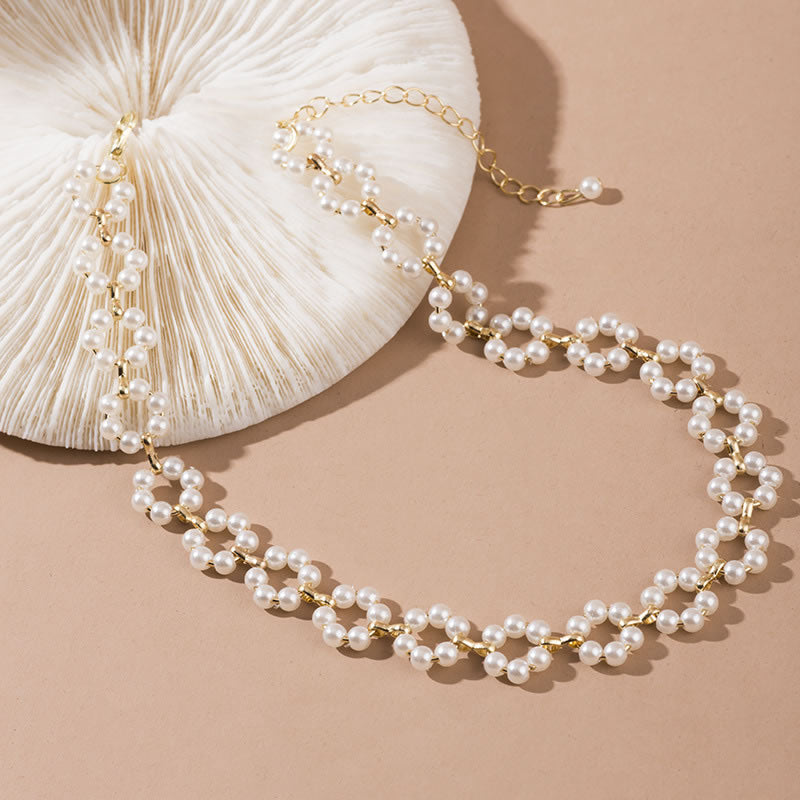 Elegant Flower Pearl Necklace for Women – Gold