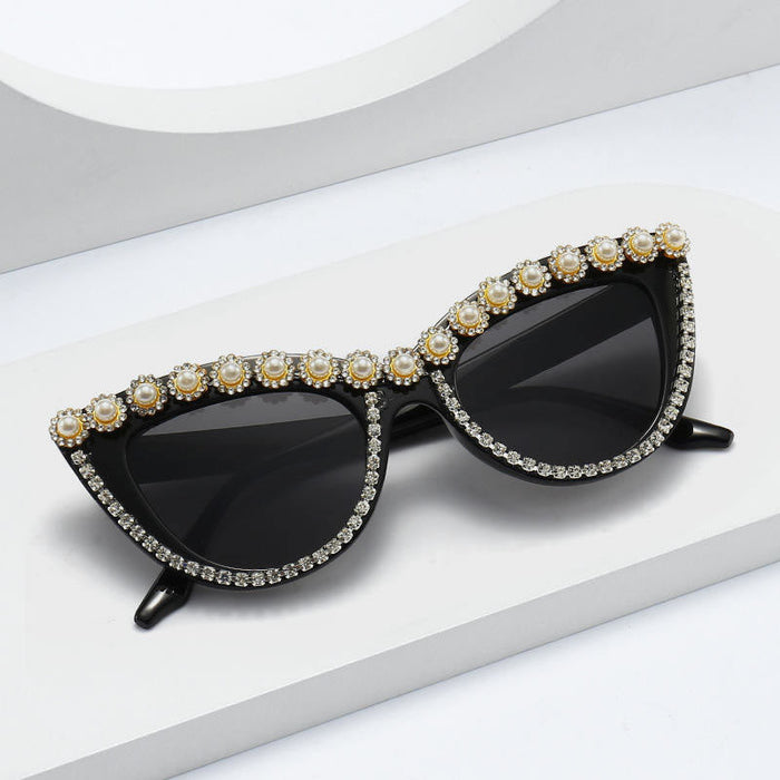 Cat Eye Diamond Sunglasses for Women – Black