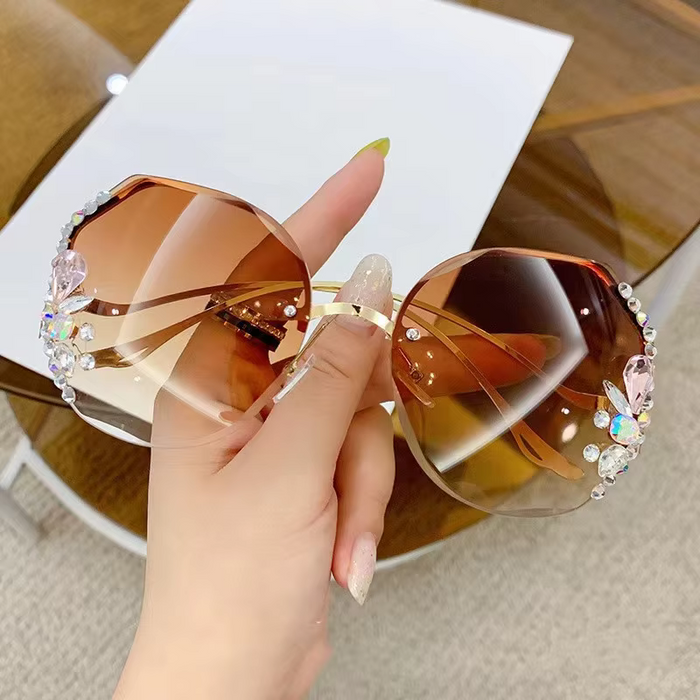 Luxury Fashion Rhinestone Sunglasses for Women – Gold