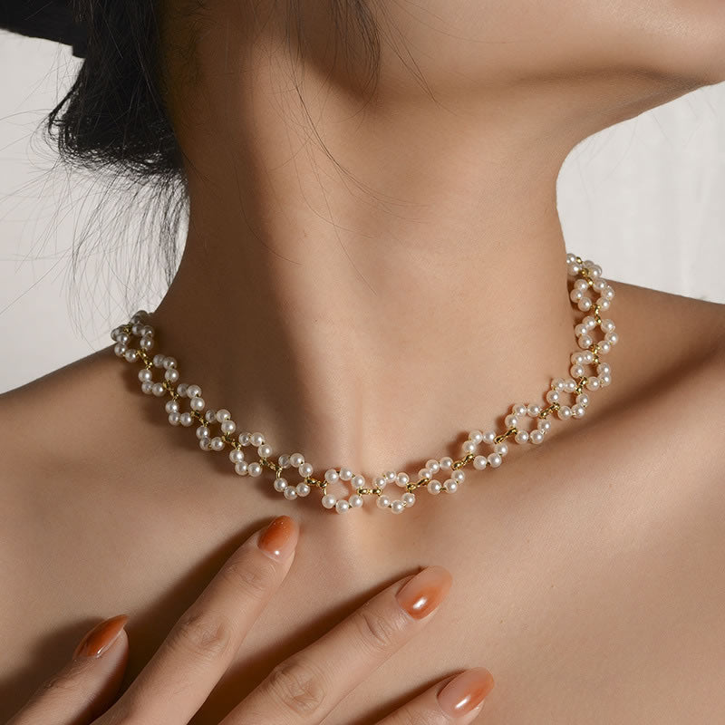 Elegant Flower Pearl Necklace for Women